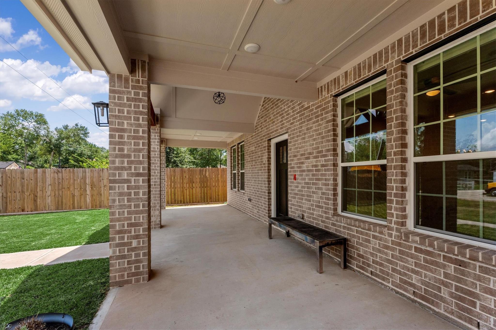 Property Photo: 24738 Roscommon TX 77445