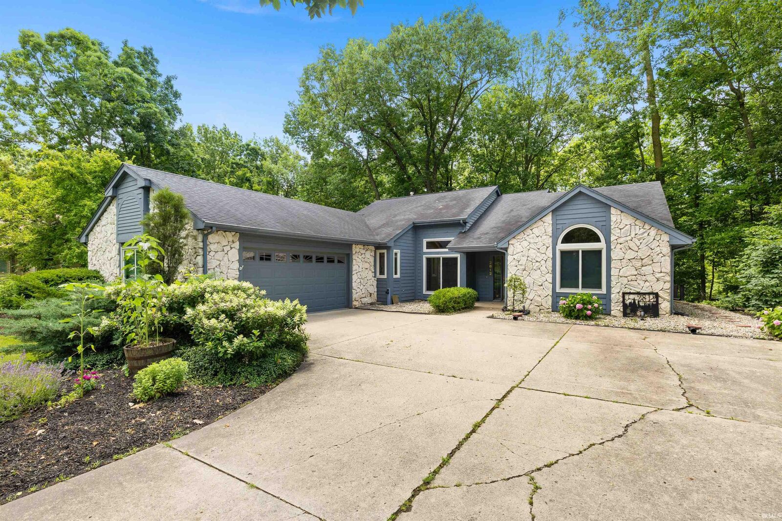 Property Photo:  2812 Cliffwood Lane  IN 46825 