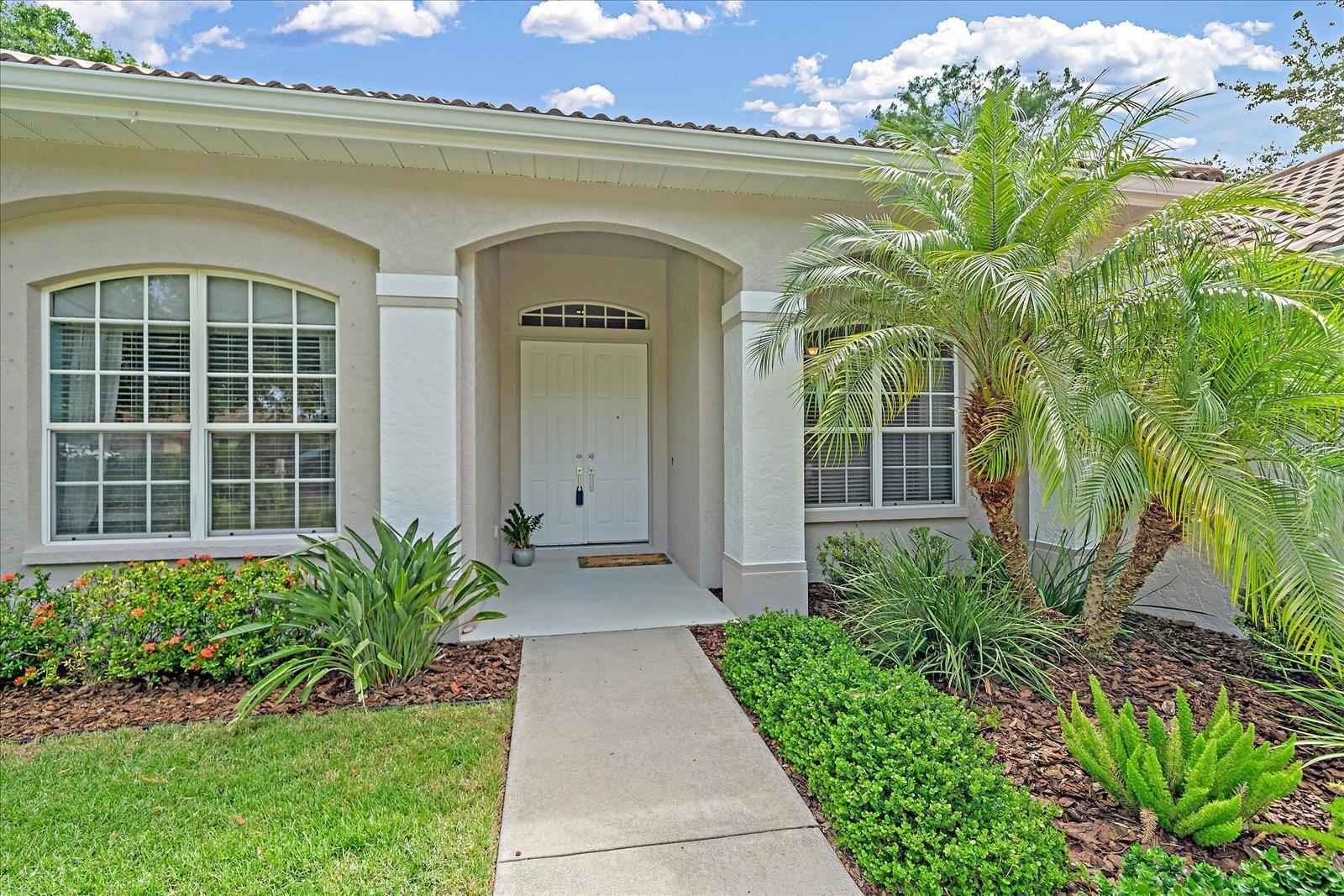 Property Photo: 5619 Oak Grove Court FL 34233