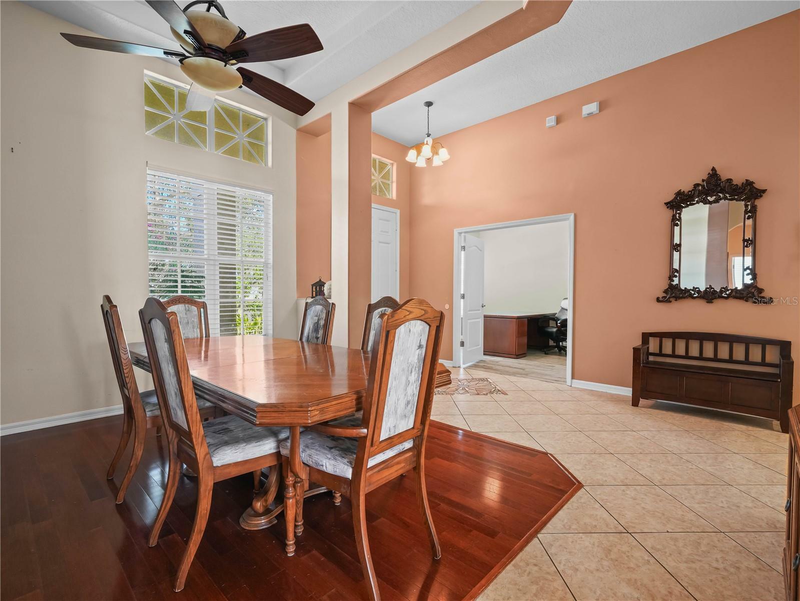 Property Photo: 205 Bon Vie Place FL 33594