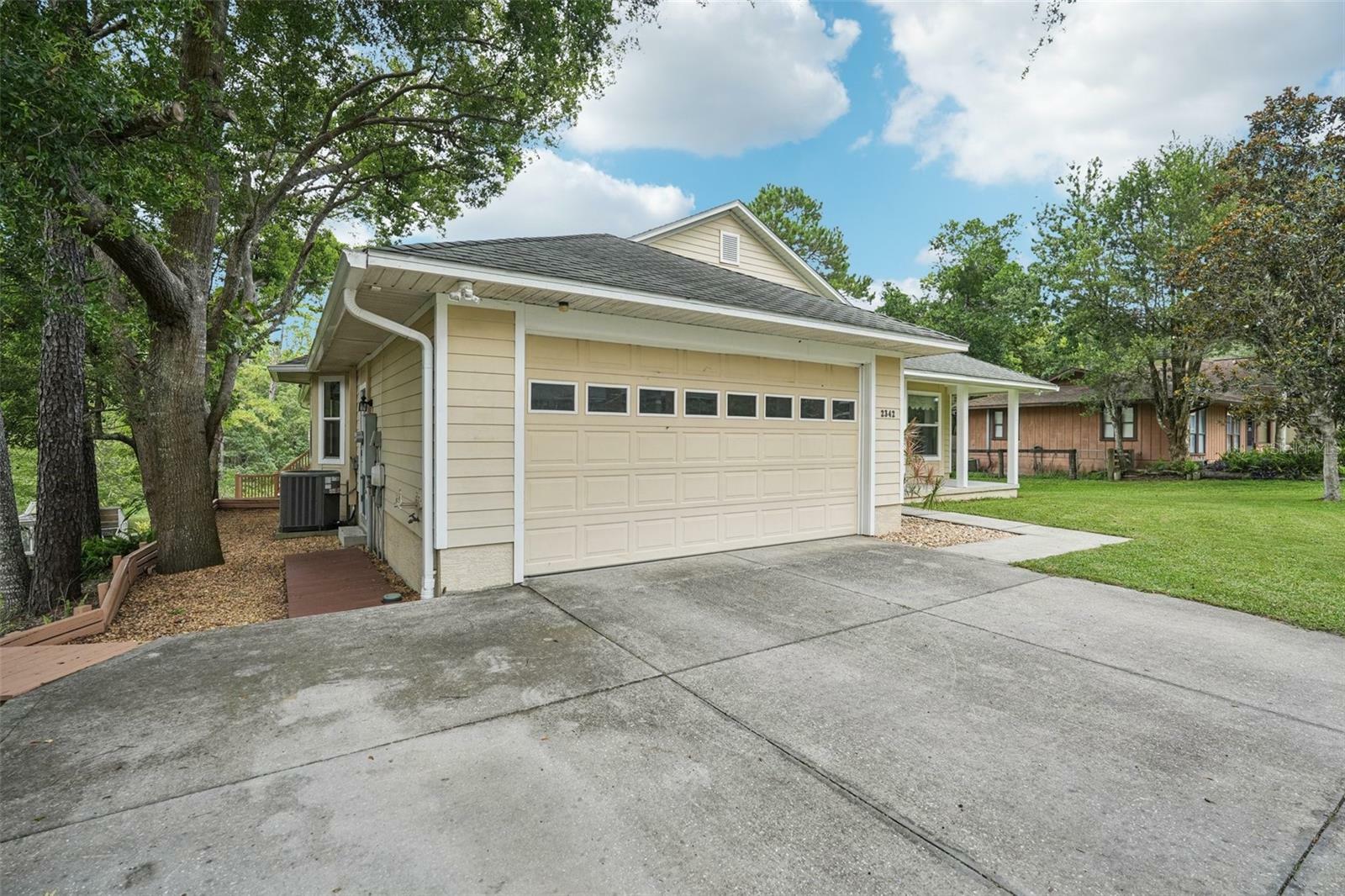 Property Photo: 2342 Robert D Road FL 32757