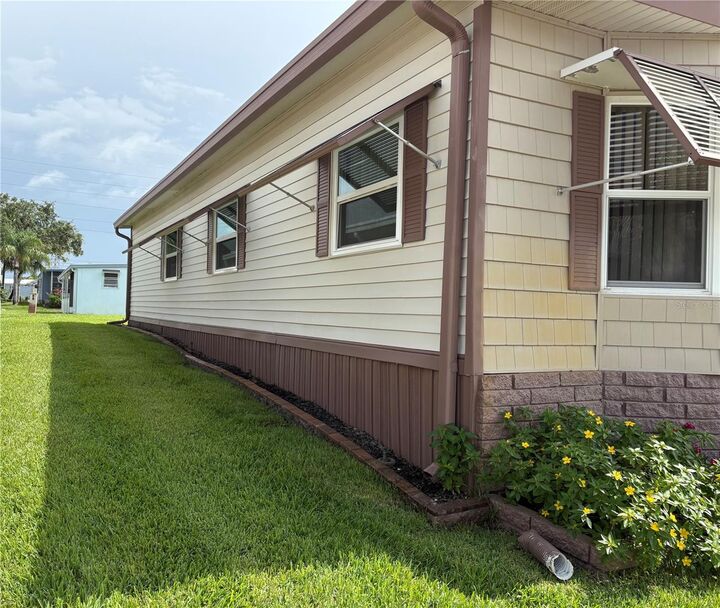 Property Photo: 161 Hickory Gate Drive FL 34684