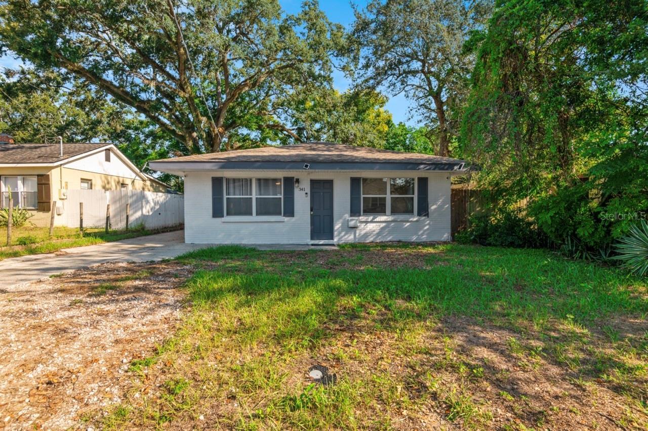 Property Photo: 341 Avenue L NE FL 33881