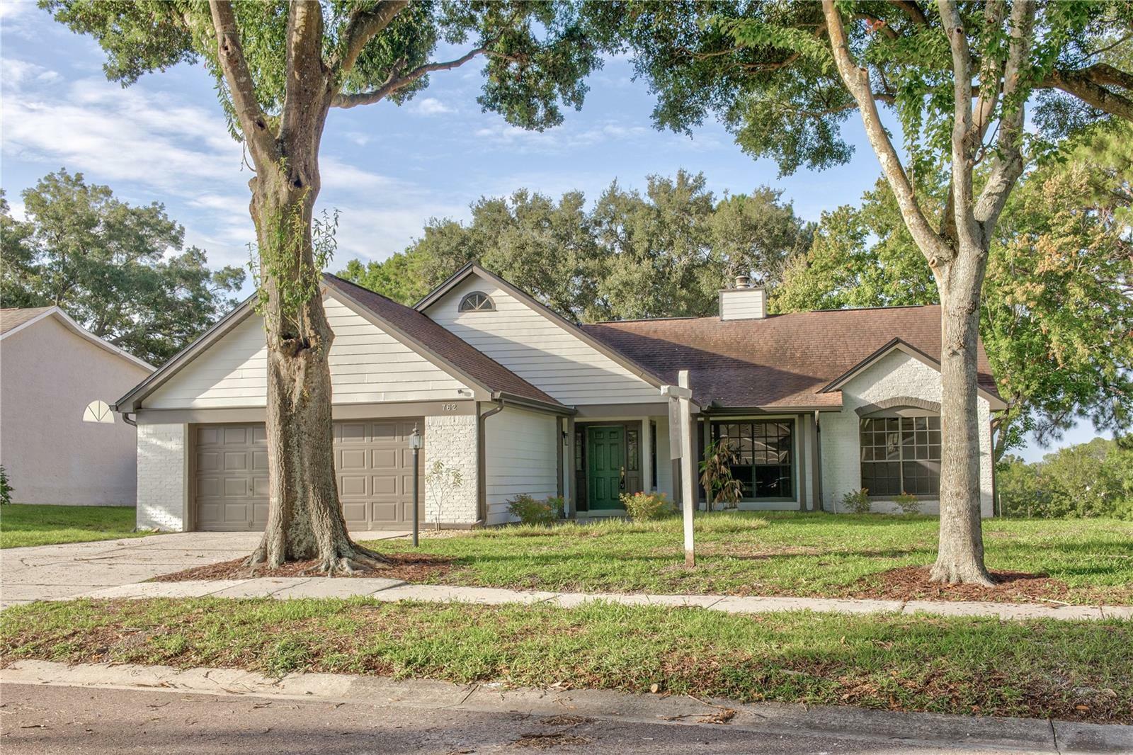 Property Photo: 762 Lake Como Drive FL 32746