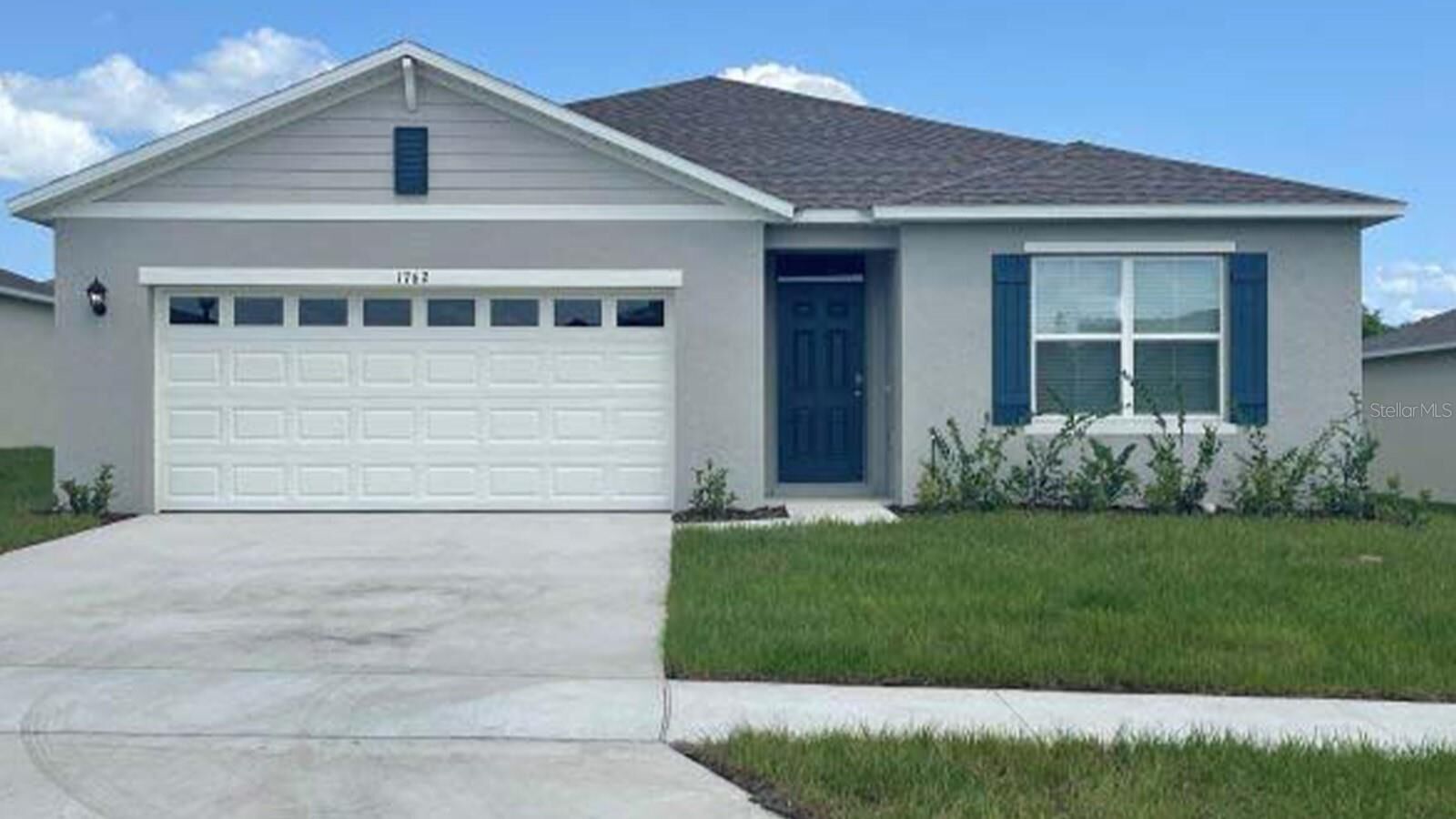 Property Photo: 828 Silver Palm Drive FL 33844