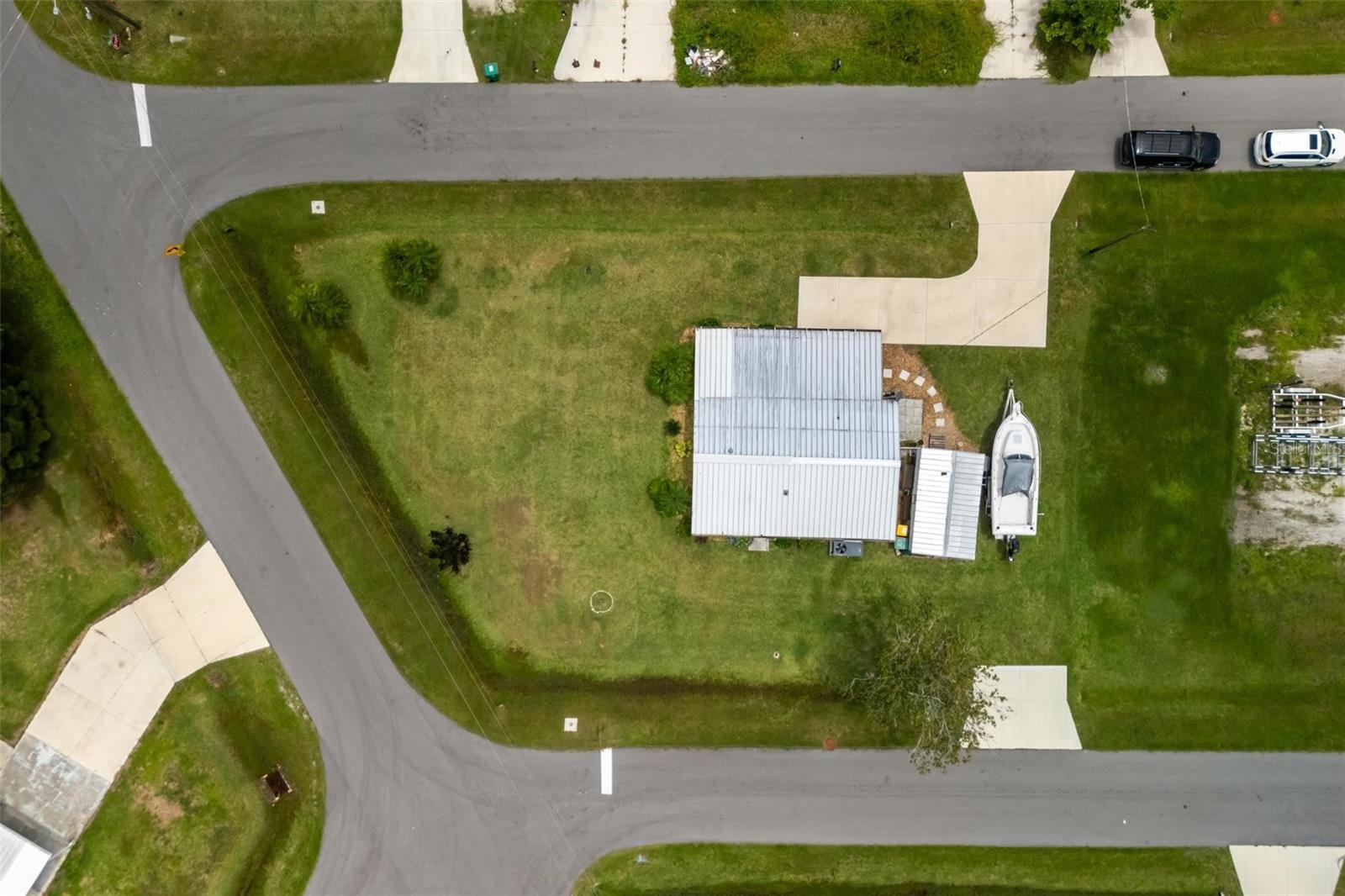 Property Photo: 14505 Frizzell Road FL 33953