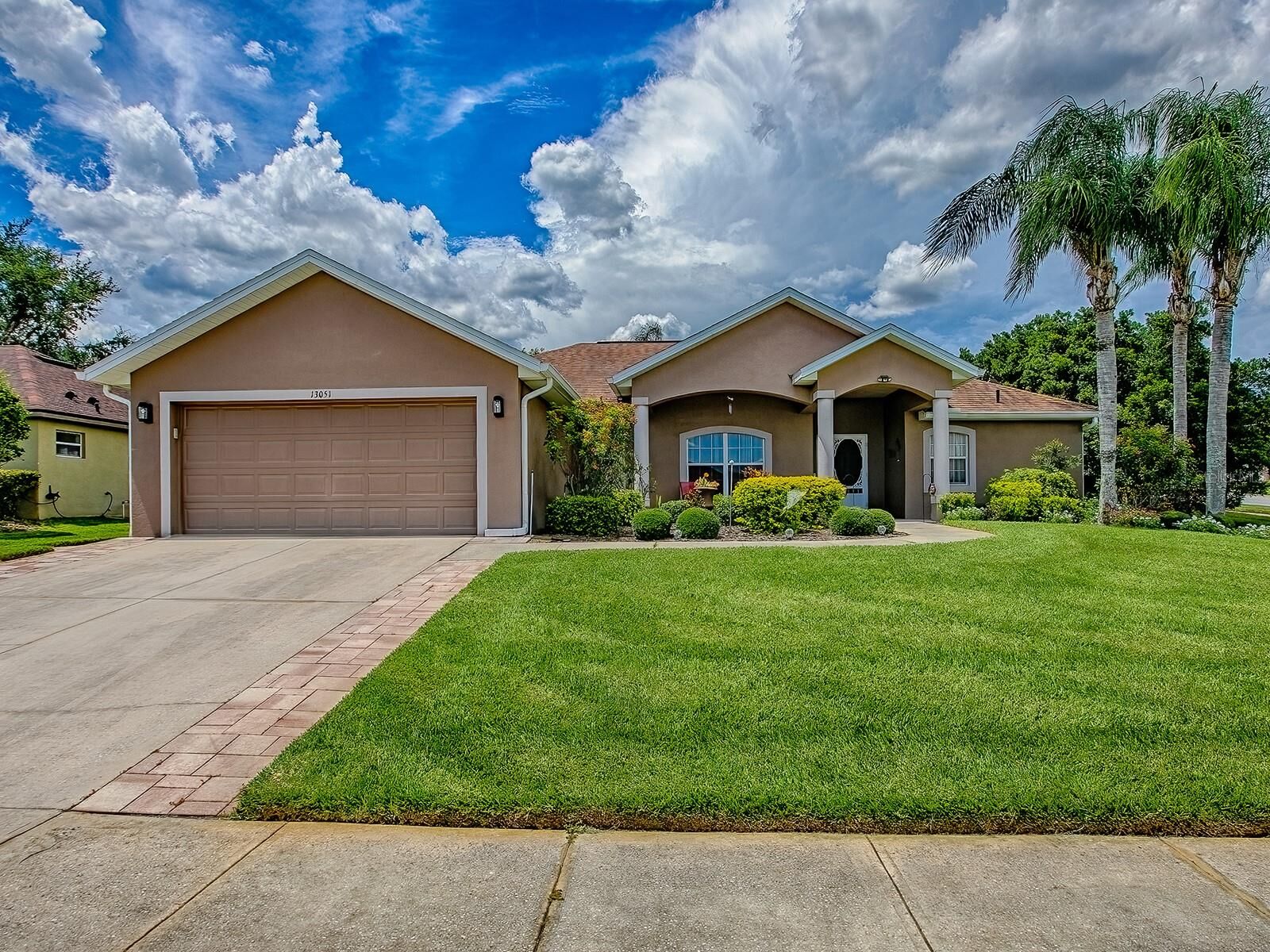 Property Photo:  13051 Antique Oak Street  FL 34711 