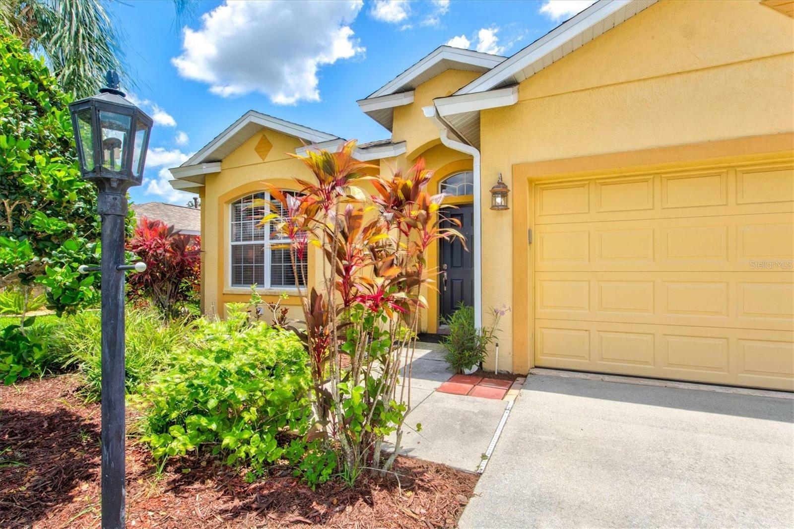 Property Photo: 5004 Creekside Trail FL 34243