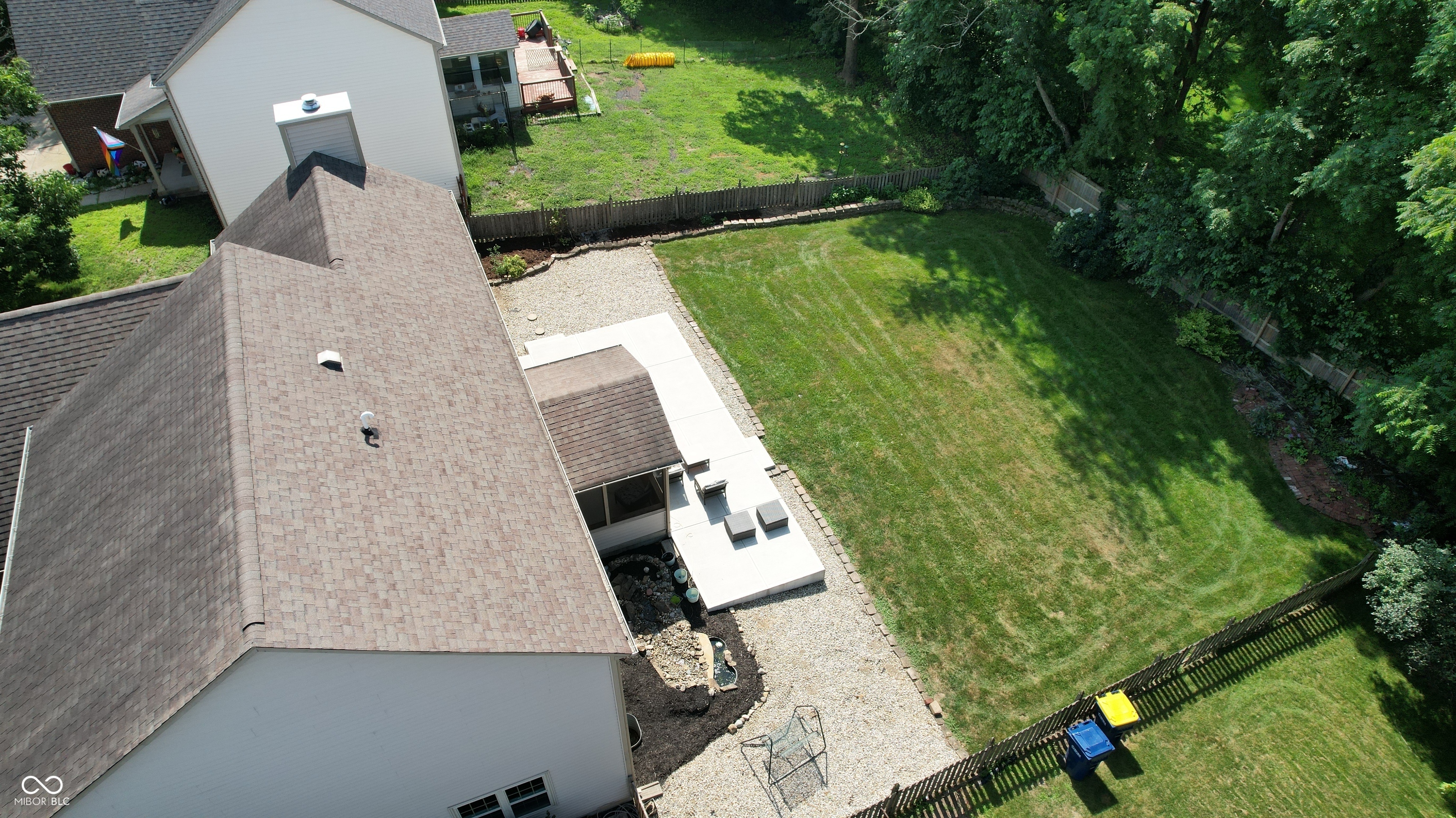 Property Photo: 9831 Deering Street IN 46037