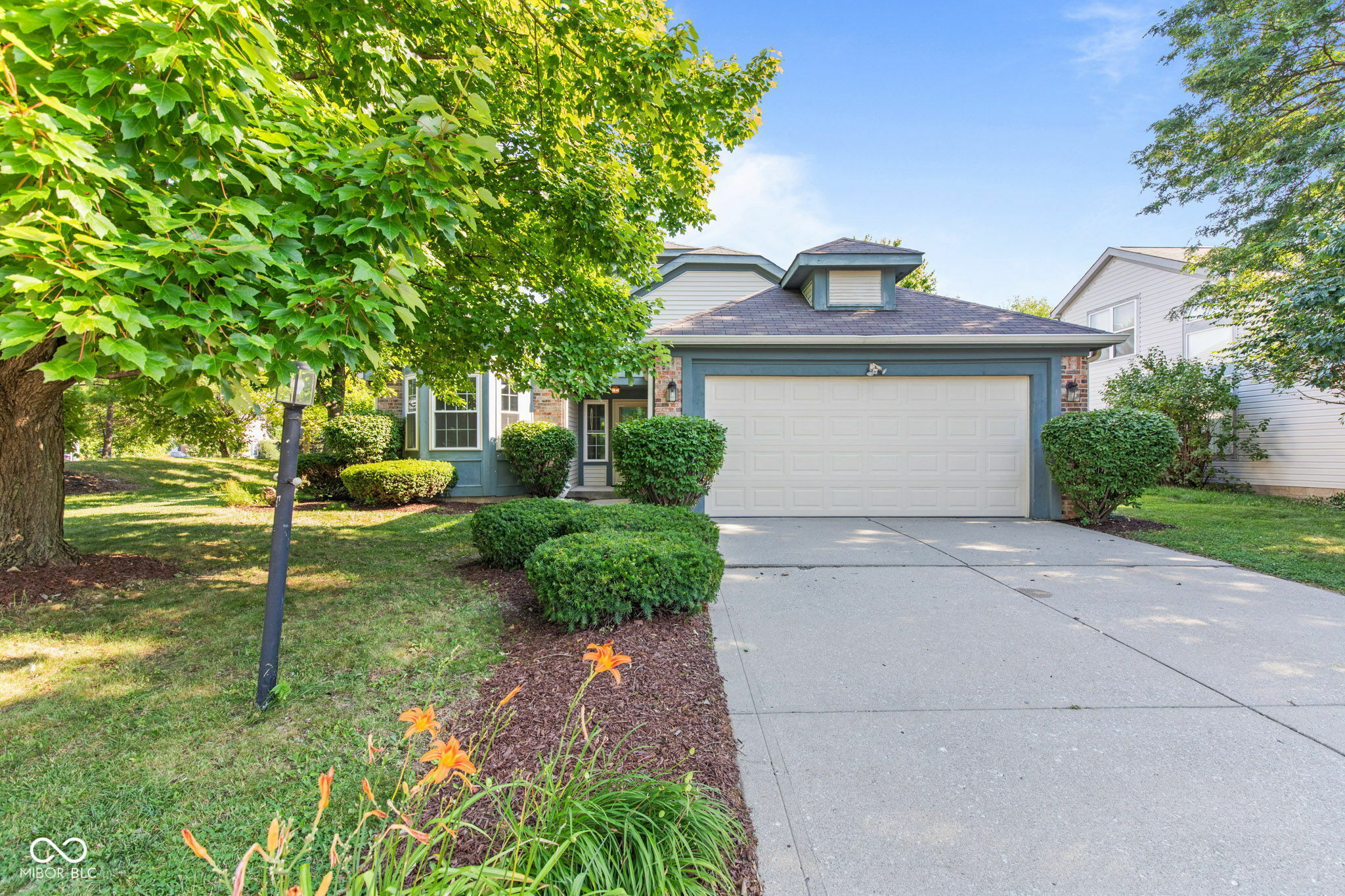 8812 Glass Chimney Lane  Fishers IN 46037 photo