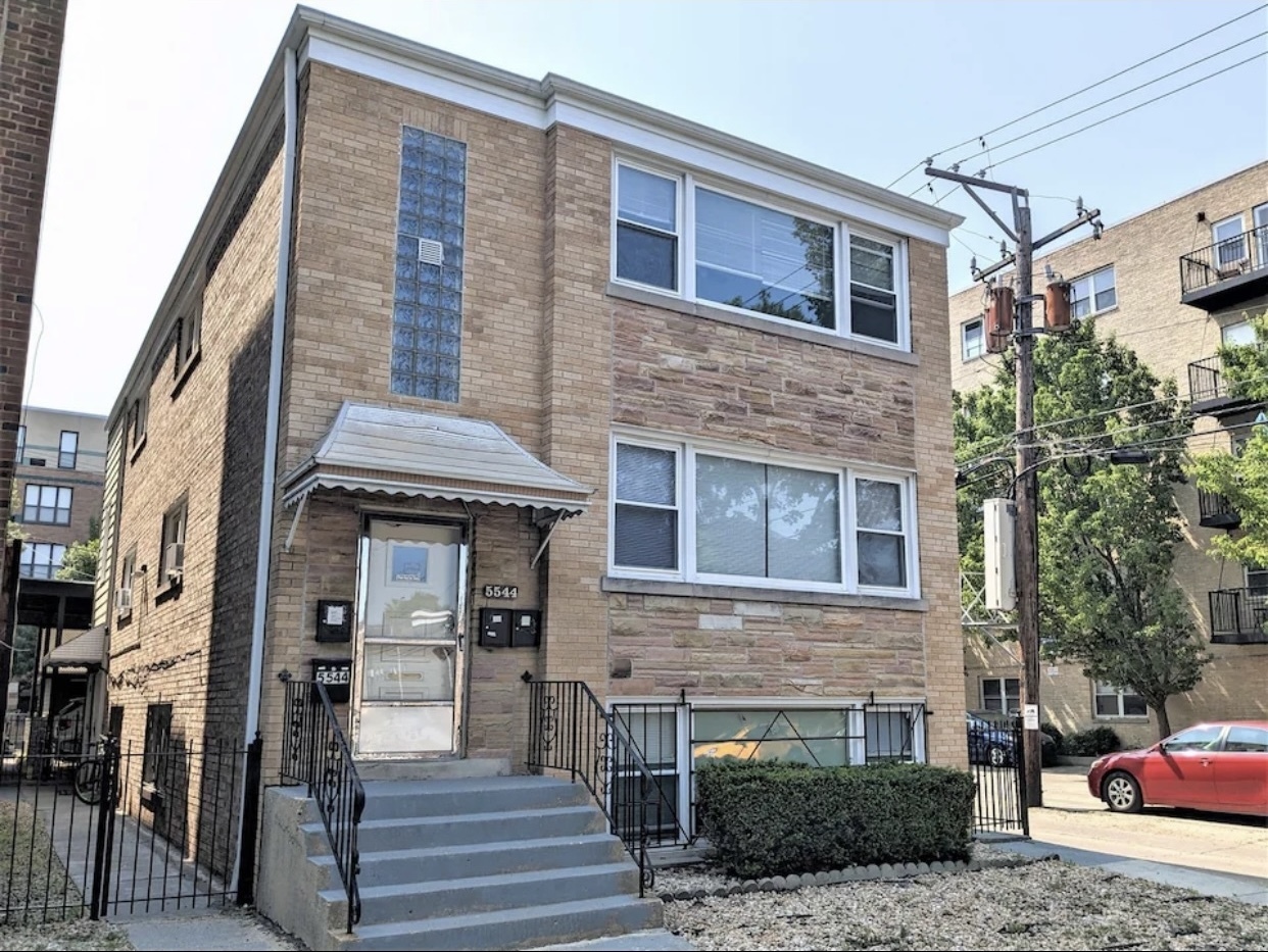 Property Photo: 5544 N Campbell Avenue 2 IL 60625