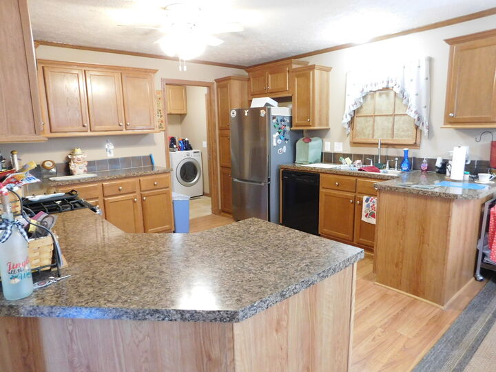 Property Photo:  13 Hickory Lane  IL 60548 