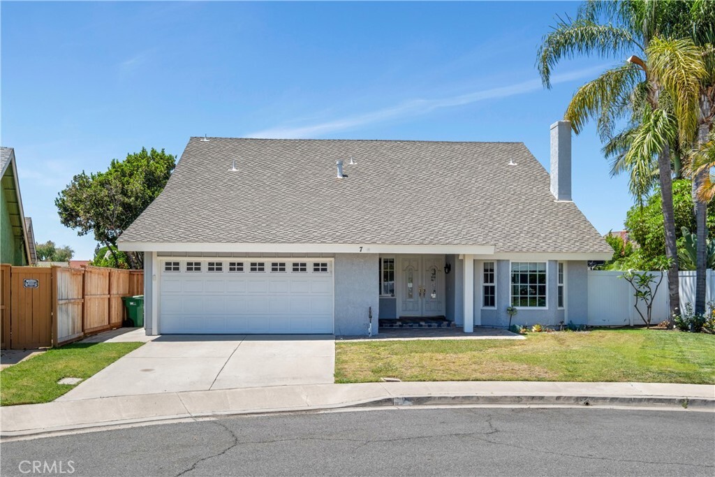 Property Photo: 7 Hancock CA 92620
