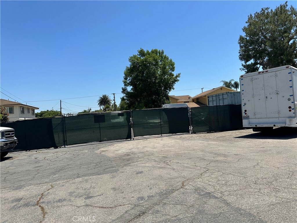 Property Photo:  2117 N Orange Olive Road  CA 92865 