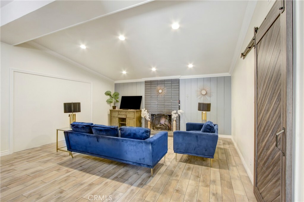 Property Photo:  467 W Casad Street  CA 91723 