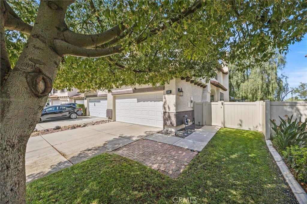 Property Photo:  1519 San Rafael Place  CA 92882 