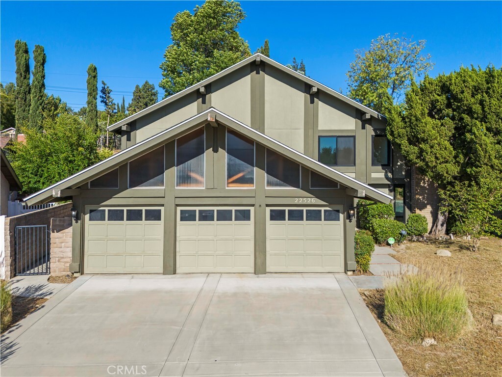 Property Photo:  22526 Napa St  CA 91304 