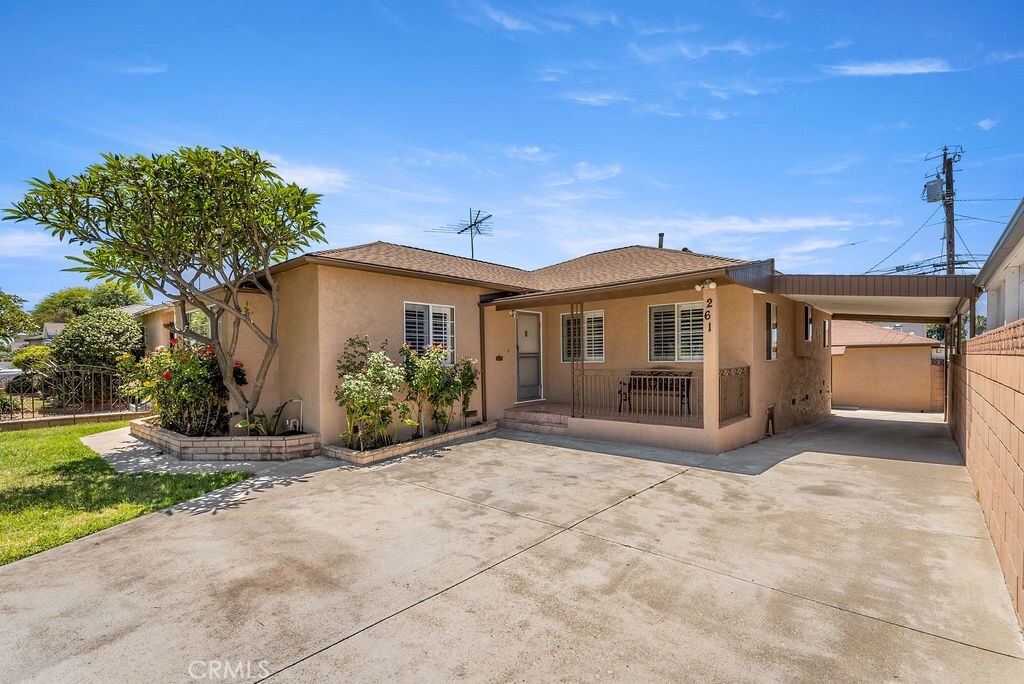 Property Photo:  261 Twickenham Avenue  CA 90022 