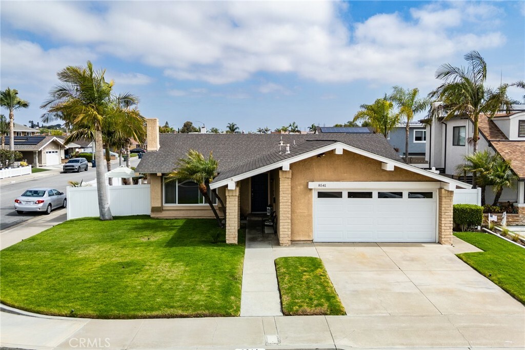 Property Photo: 8541 Larkport Drive CA 92646