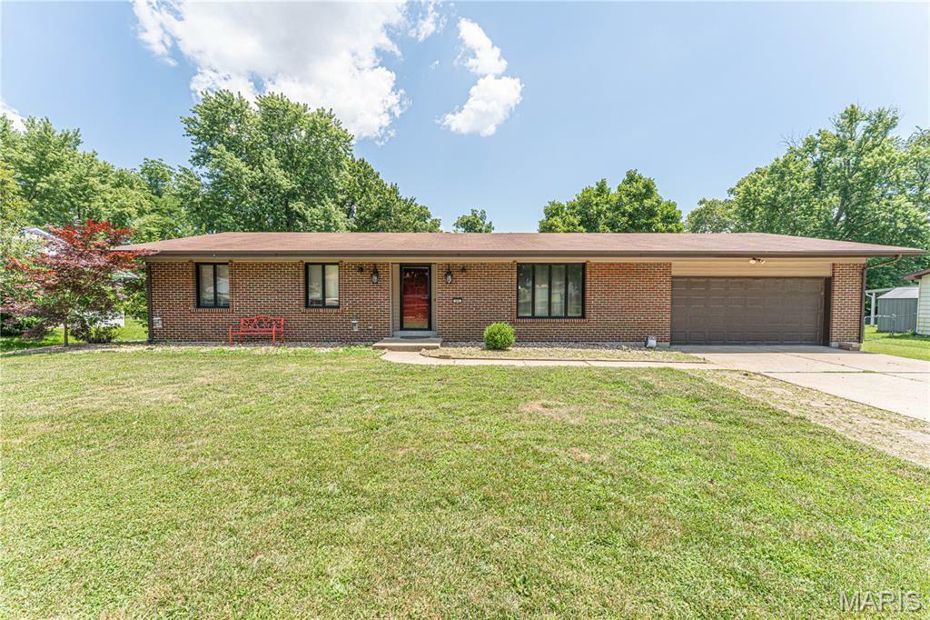 808 Ruth Drive  St Charles MO 63301 photo