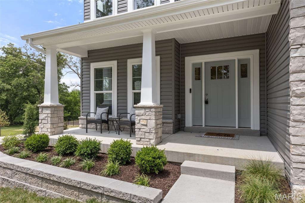 Property Photo: 401 Rayburn Avenue MO 63127