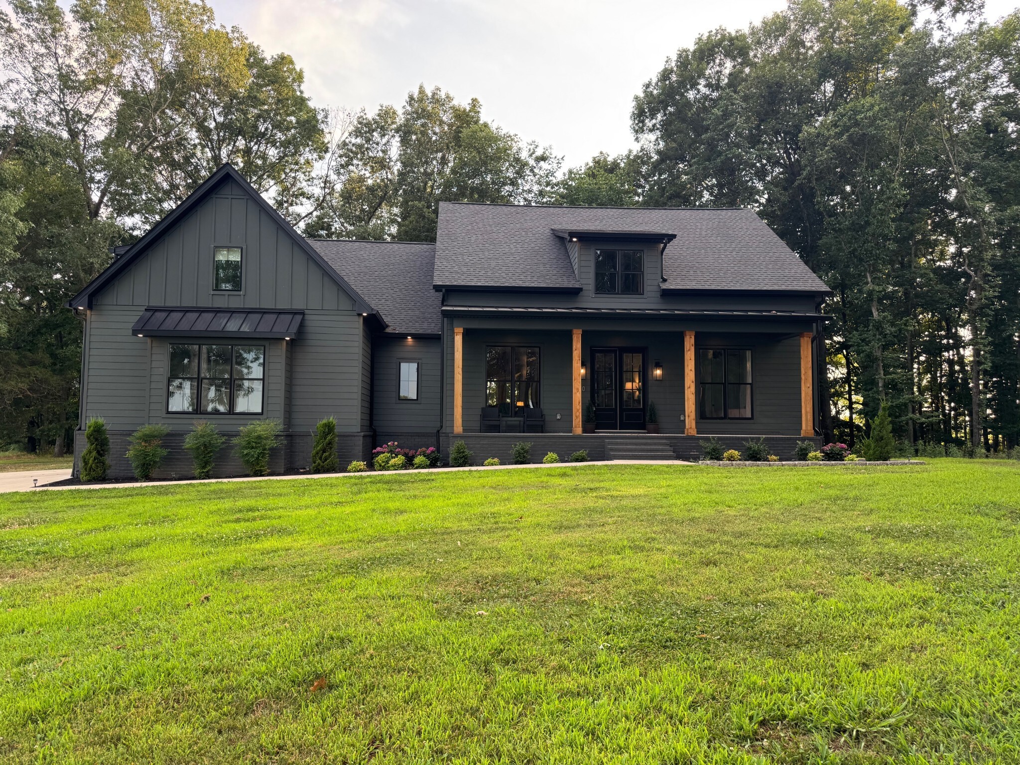 8921 Cedar Grove Rd  Cross Plains TN 37049 photo