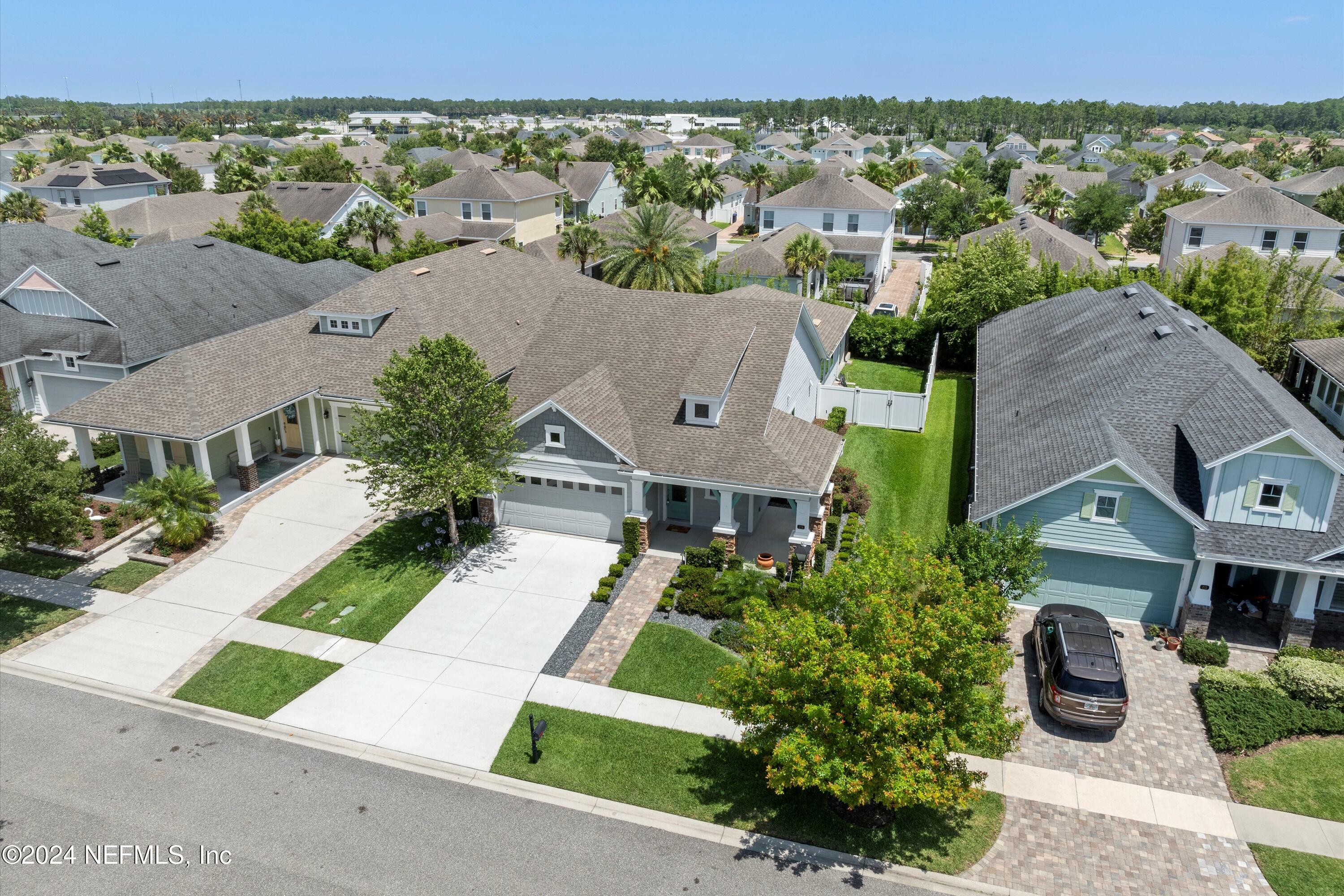 Property Photo: 276 Palm Breeze Drive FL 32081