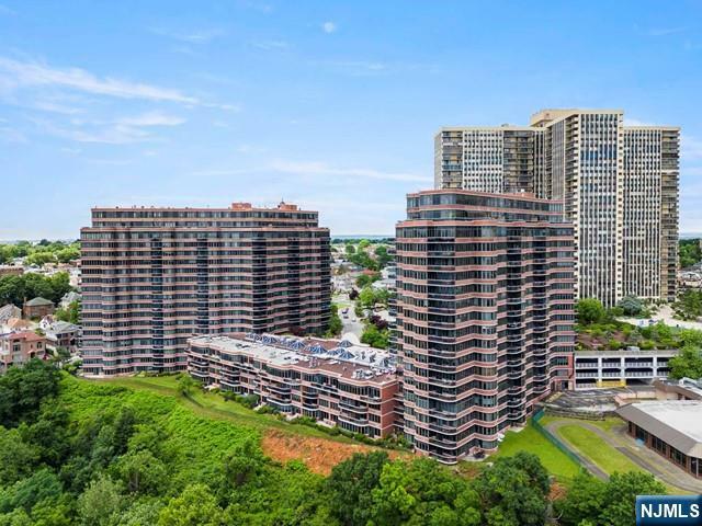 Property Photo: 100 Carlyle Drive Phd-N NJ 07010