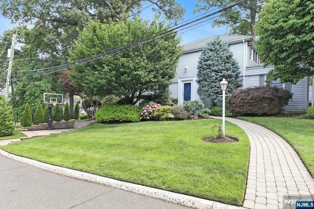 627 Forest Drive  Teaneck NJ 07666 photo