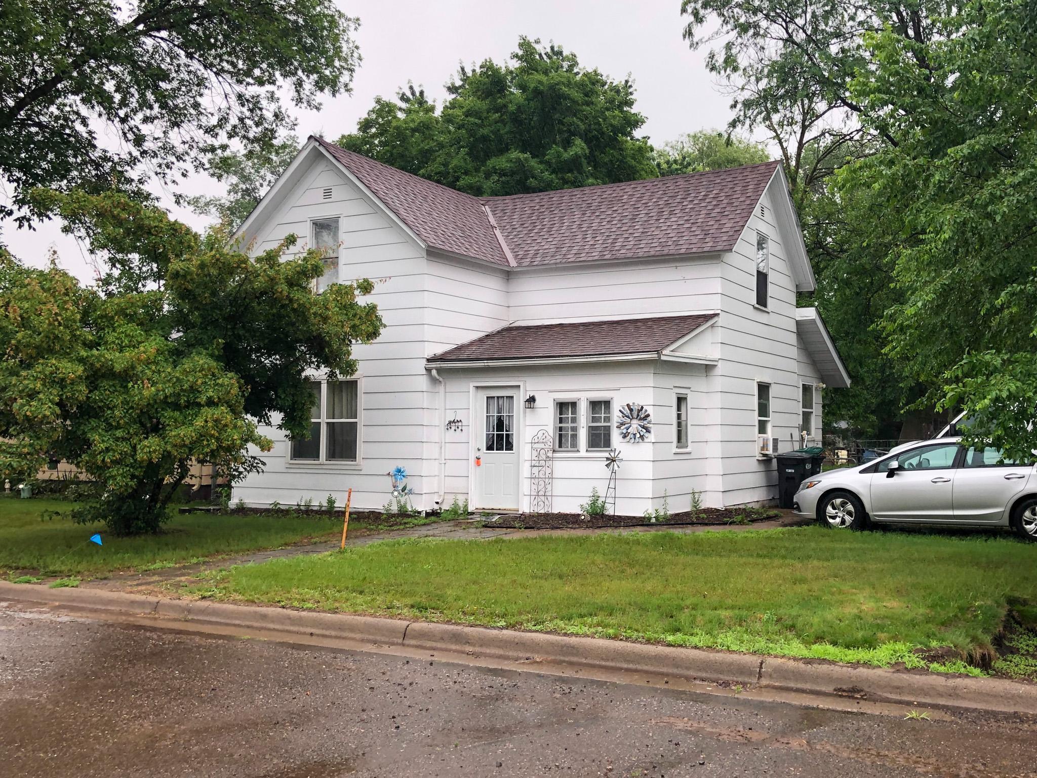Property Photo: 702 4th Street NE MN 56345