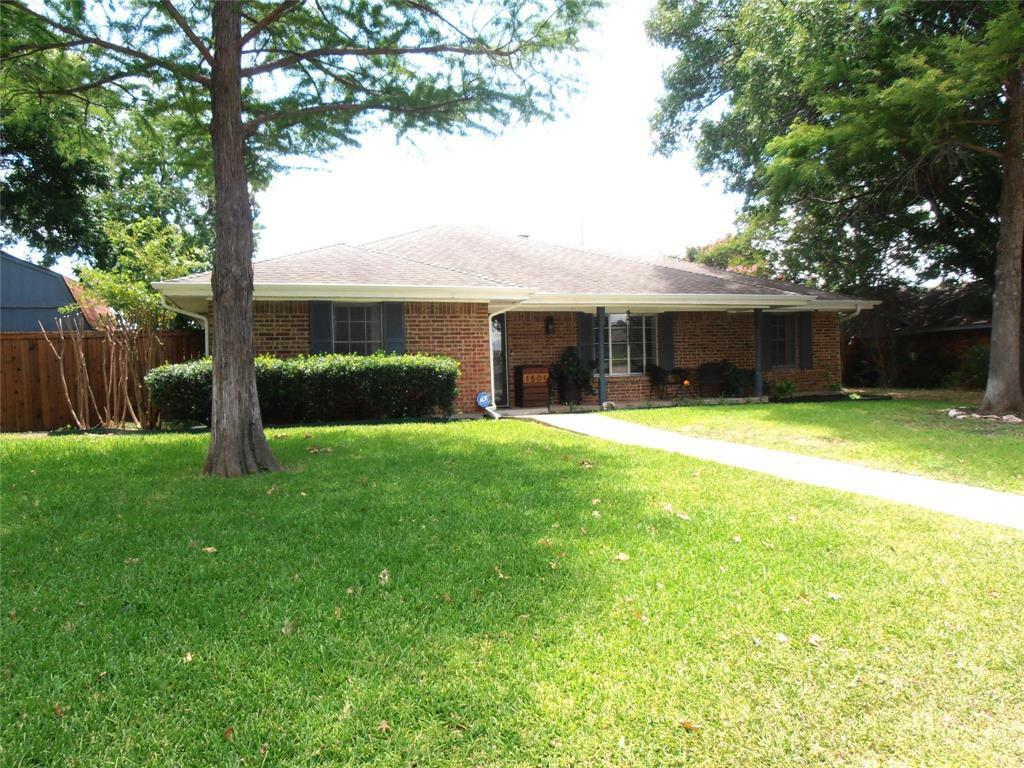 Property Photo: 1501 Austrian Road TX 75050
