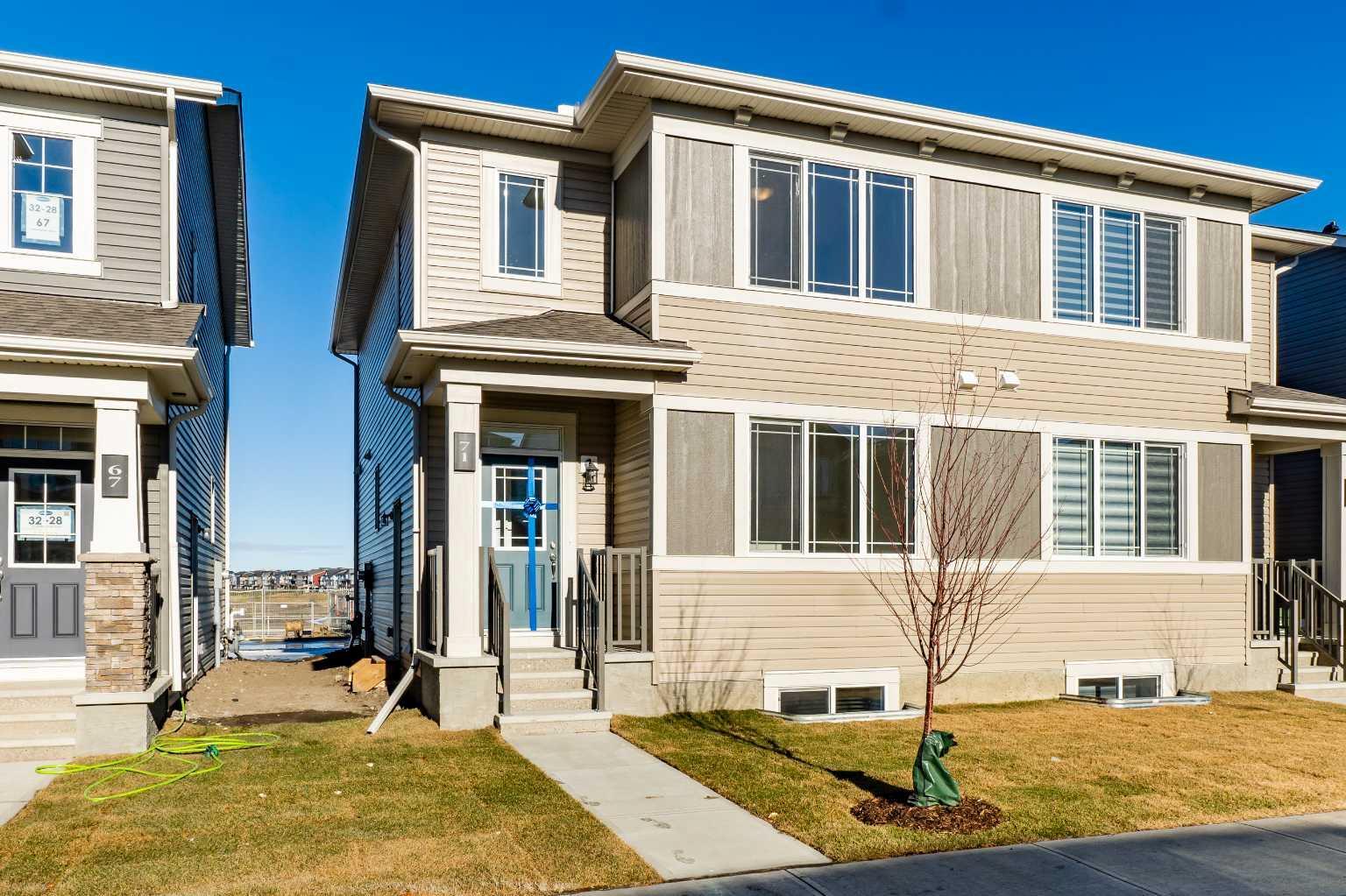 Property Photo: 71 Carringford Road NW AB T3P 2H1