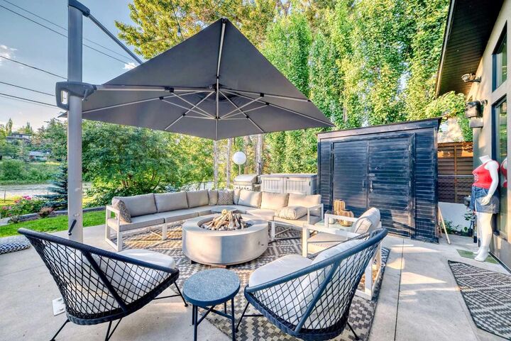 Property Photo: 1128 Riverdale Avenue SW AB T2S 0Y8