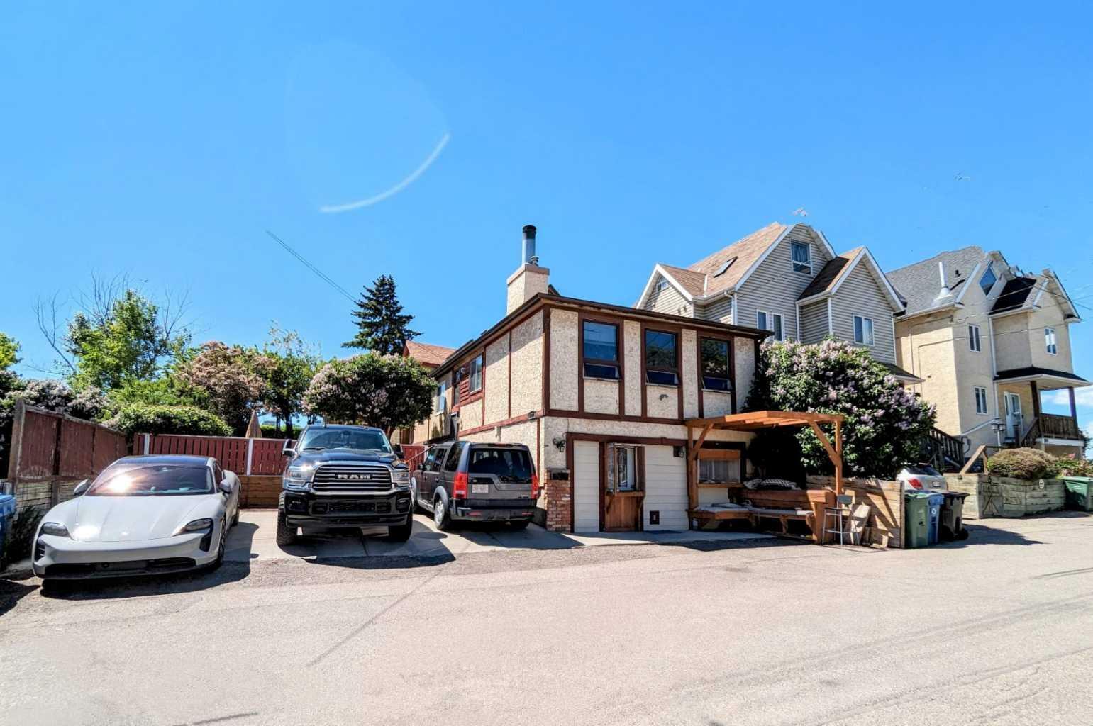 Photo de la propriété: 1021 Maggie Street SE AB T2G 4L6