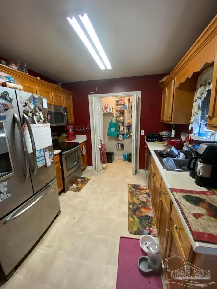 Property Photo: 7449 Johnson Rd FL 32583