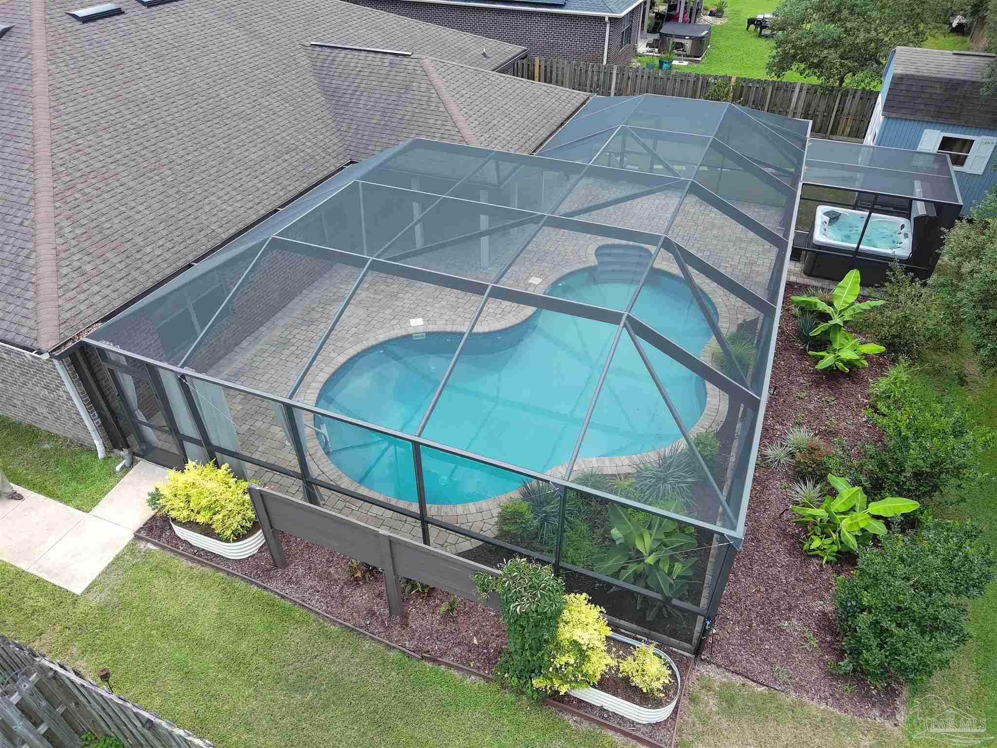 Property Photo: 2570 Stormy Cir FL 32566