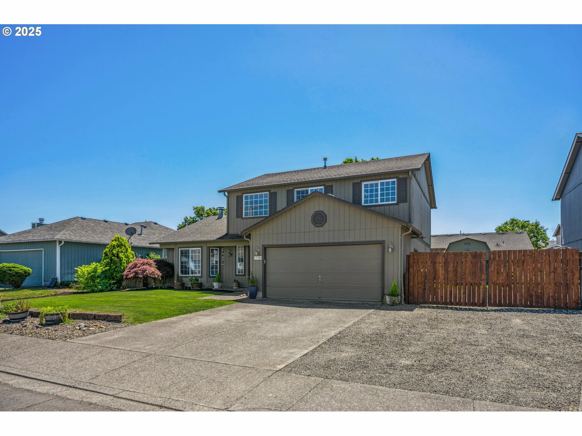 Property Photo: 13309 NE 89th St WA 98682