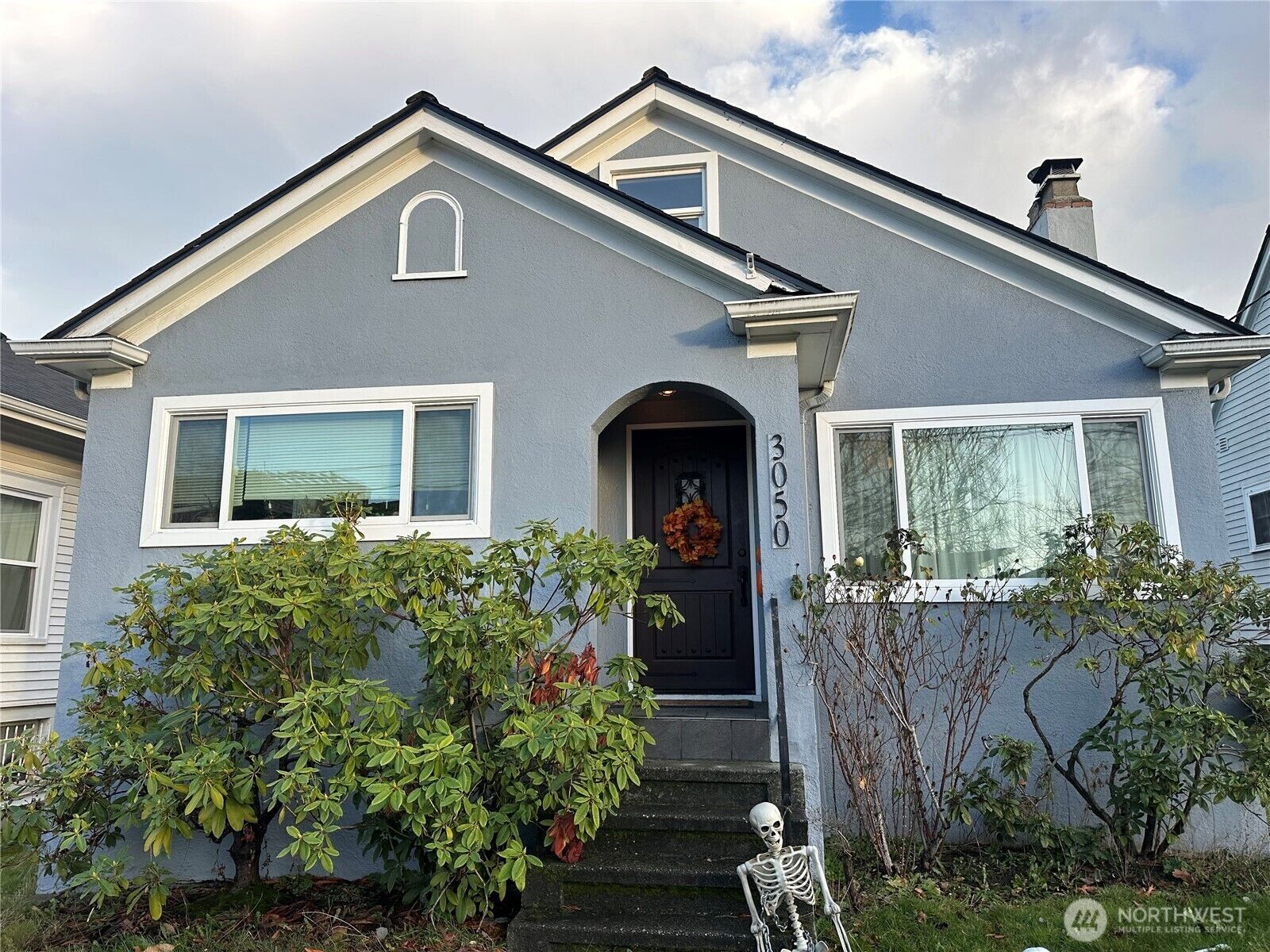 Property Photo:  3050  18th Avenue S  WA 98144 
