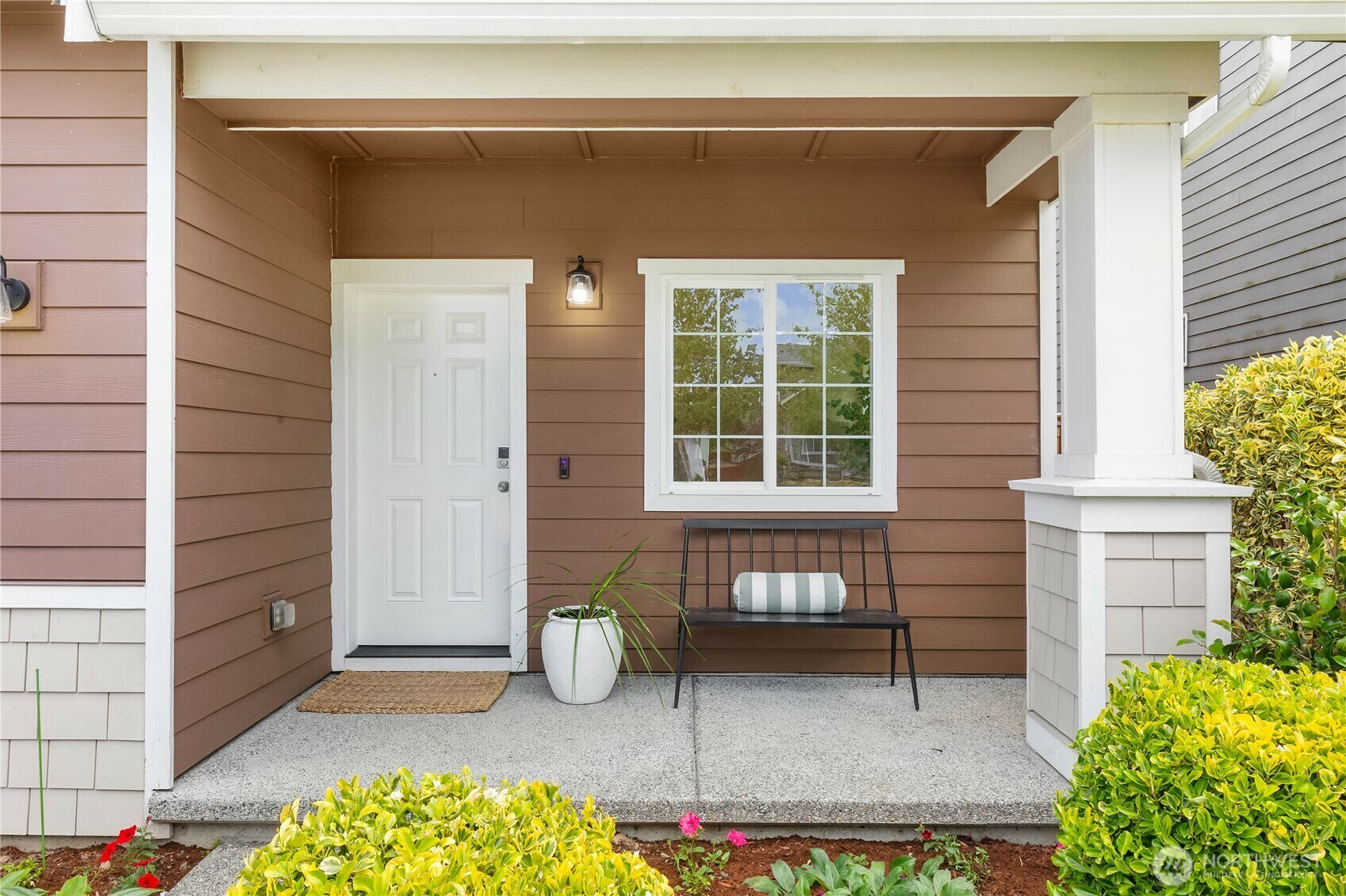 Property Photo: 214 202nd Place SW WA 98036