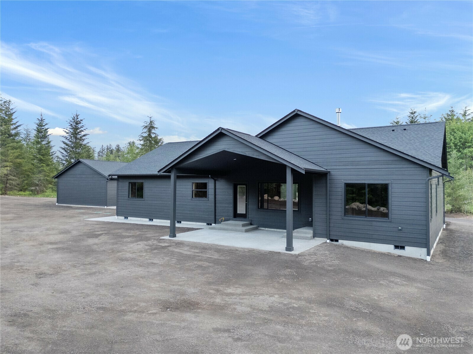 Property Photo:  3435  Everette Lane N  WA 98531 