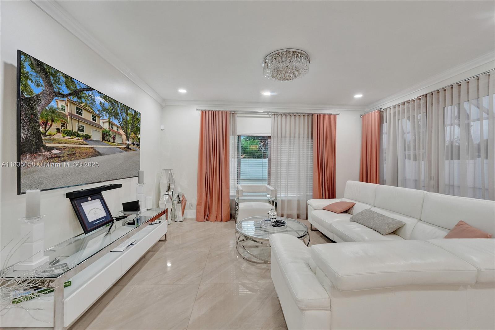 Property Photo: 18060 SW 11th Ct FL 33029