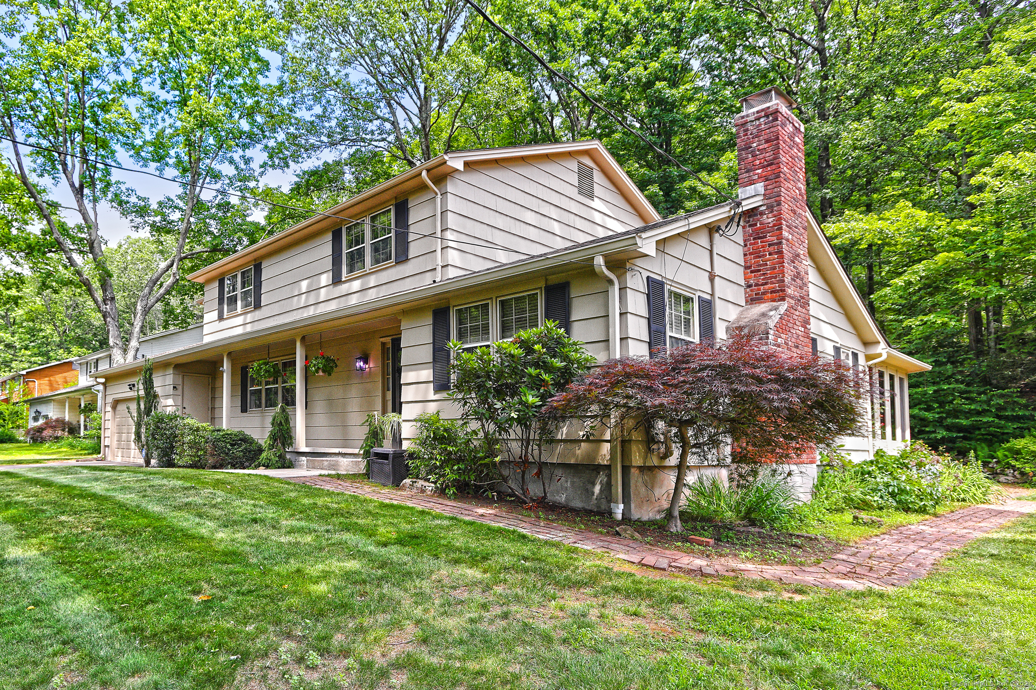 Property Photo: 55 Gate Way CT 06518