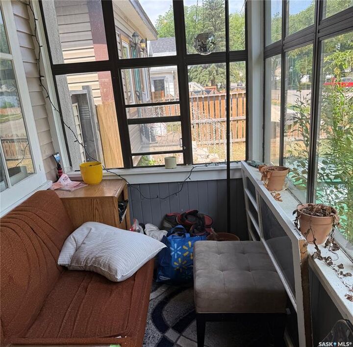 Property Photo: 133 M Avenue S SK S7M 2K1