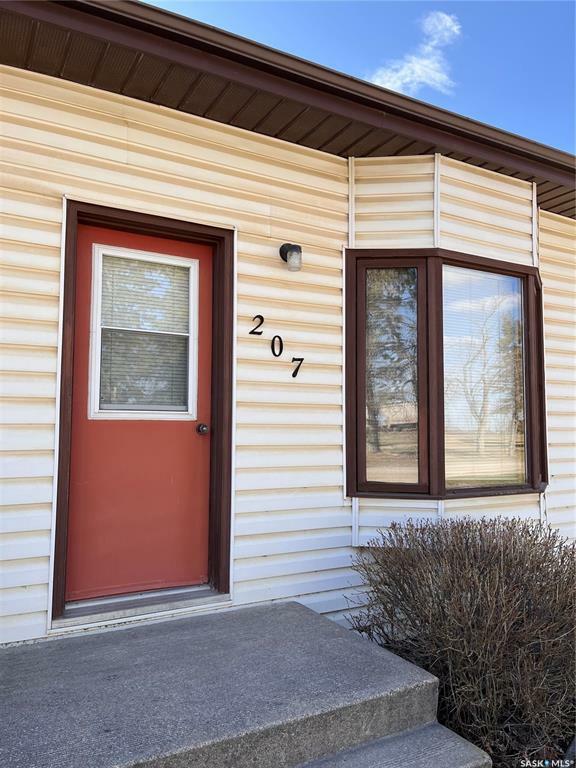 Photo de la propriété: 207 Railway Avenue SK S0J 3B0