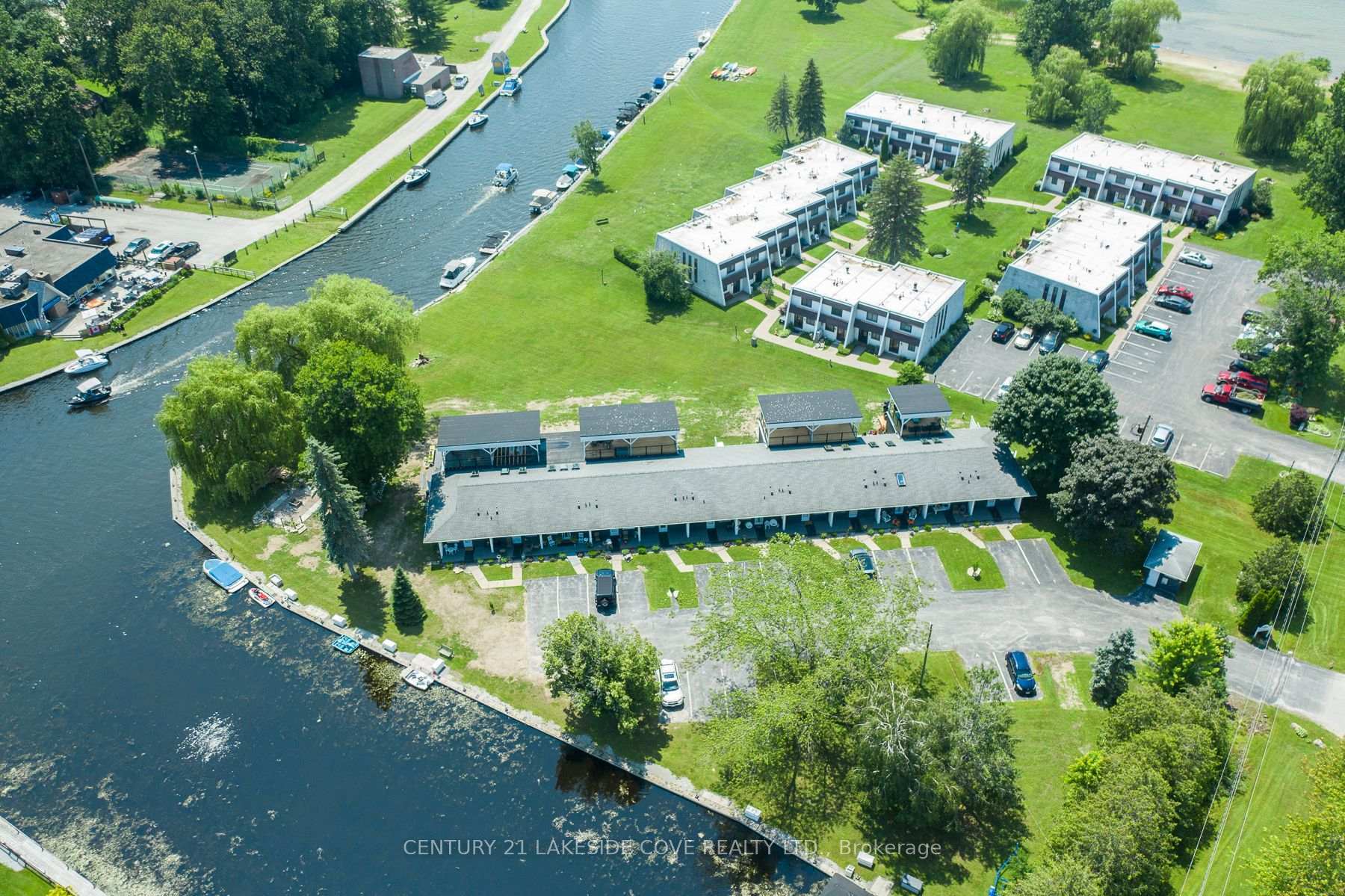 Property Photo: 3 Paradise Boulevard W Unit 2 ON L0K 1B0
