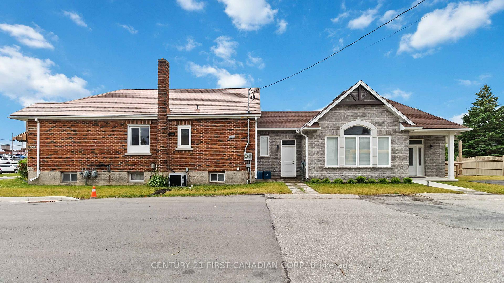 Property Photo: 310 St Paul Avenue ON N3R 4M8