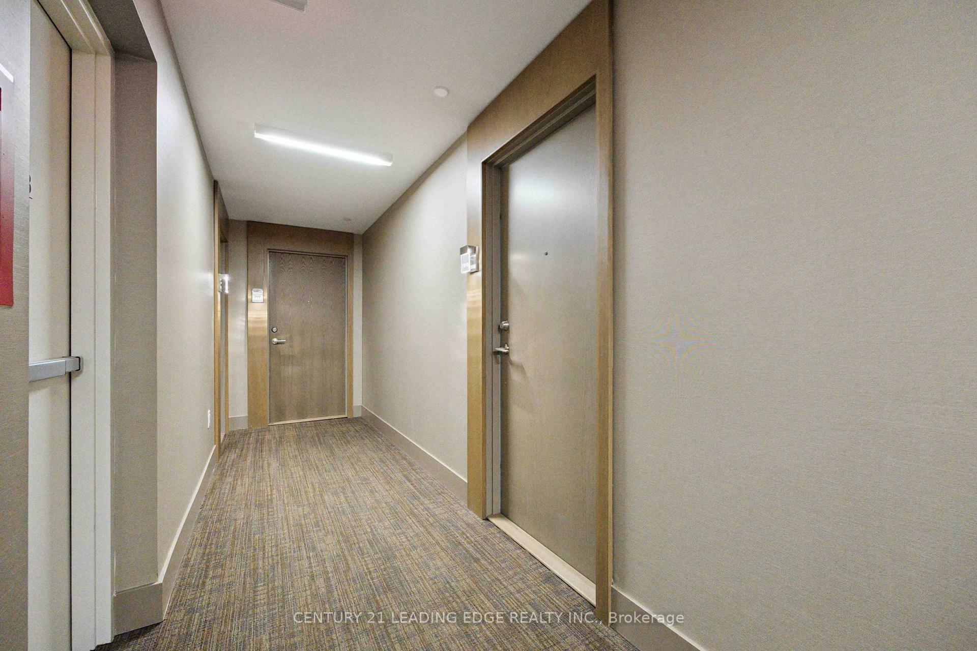 Photo de la propriété: 160 Vanderhoof Avenue 1515 ON M4G 0B7