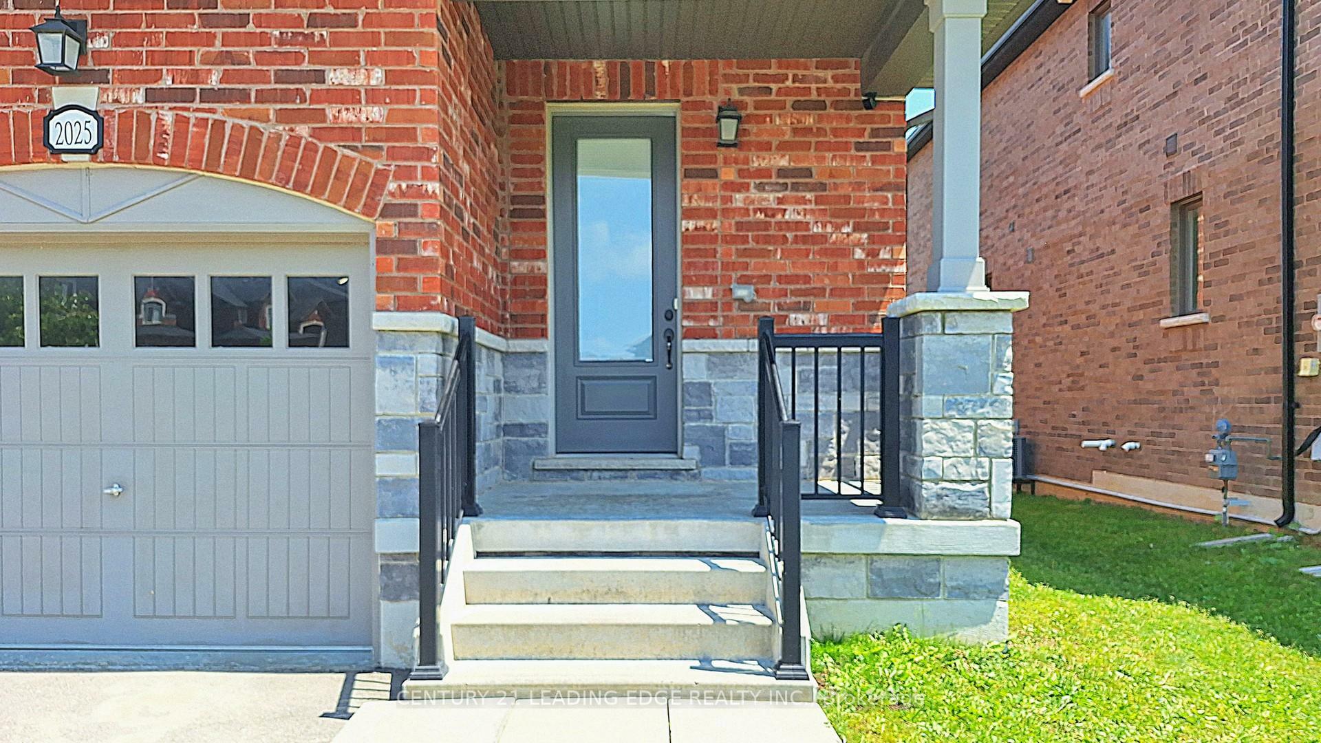 Property Photo:  2025 Mullen Street  ON L9S 0J8 