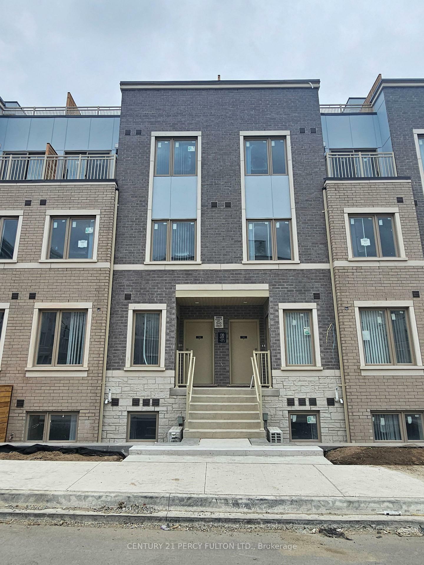 Photo de la propriété: 130 Honeycrisp Crescent Th 310 ON L4K 0N7