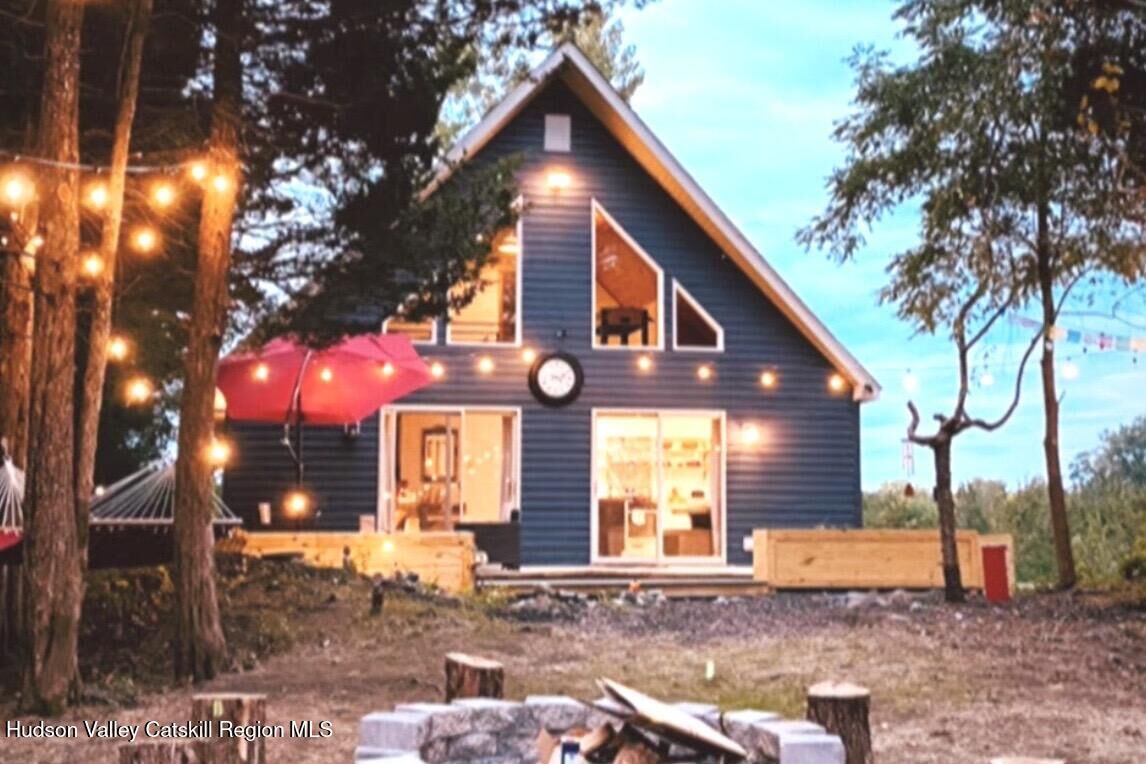 Property Photo:  3205 Sleepy Hollow  NY 12015 